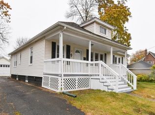 12 Haskin St, Springfield, MA 01109