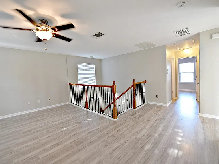 2806 Stirrup Cv — Photo 13