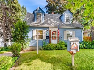 932 Dodd Rd, West Saint Paul, MN 55118