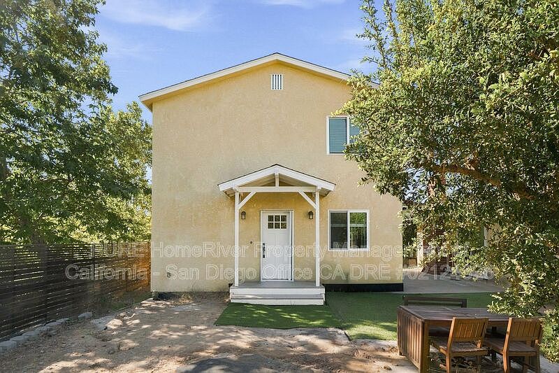 1st image of 2025 1/2 Ainsley Rd