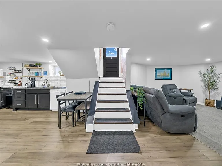 1029 Parent Ave #LOWER — Photo 5