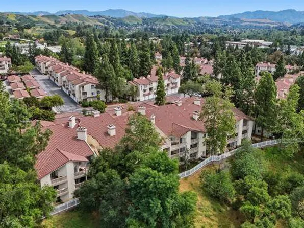 631 Oak Run Trl Unit 206, Oak Park, CA 91377