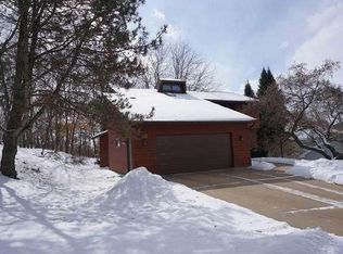 322 Junes Ln, Holmen, WI 54636