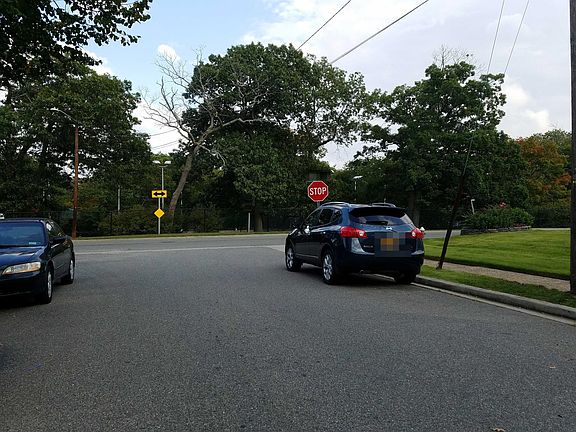 4th image of 242 Elmwood Ave