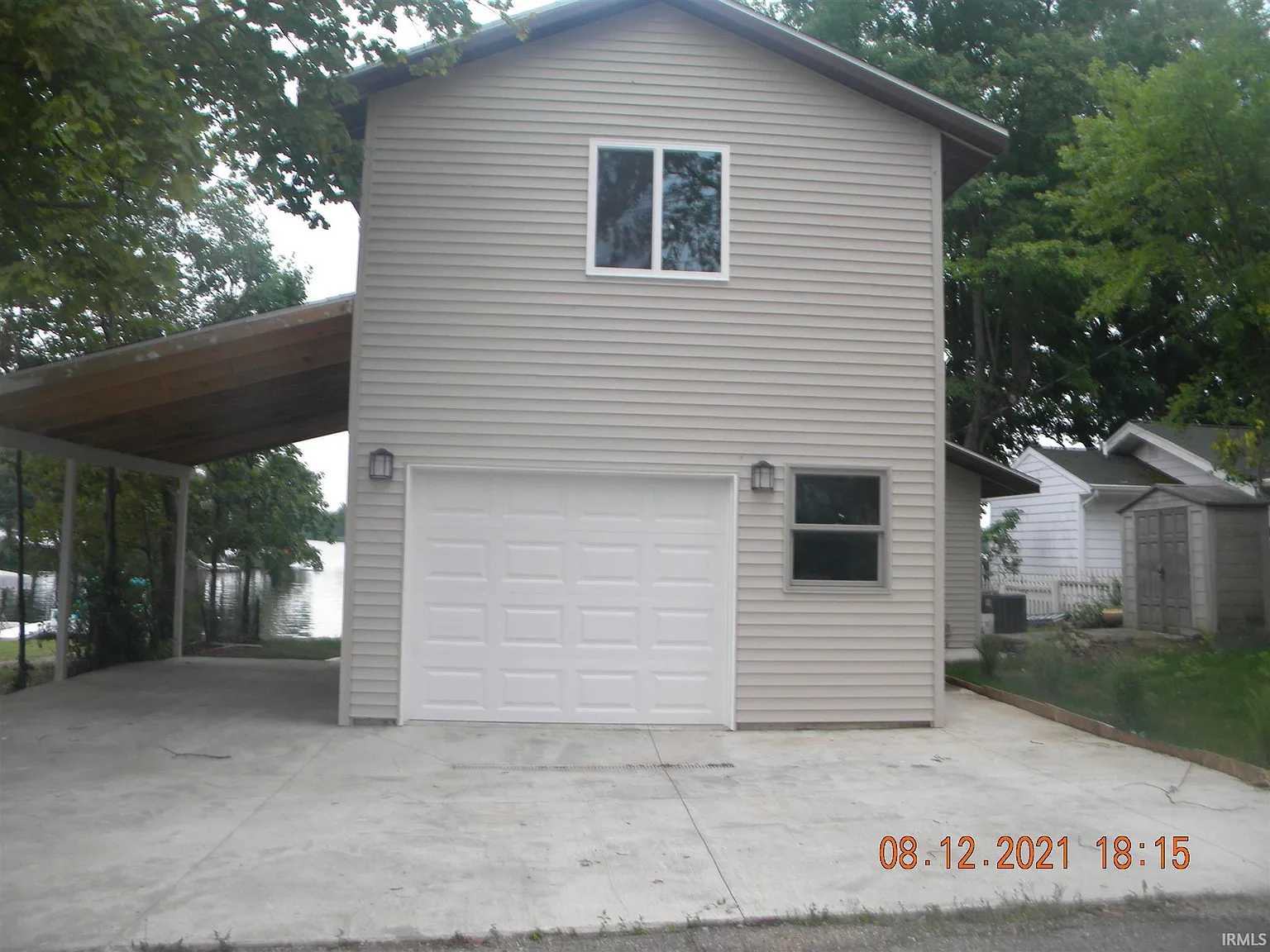 3 bed, 3.0 bath, 1188 sqft, $2,000 — Photo 1