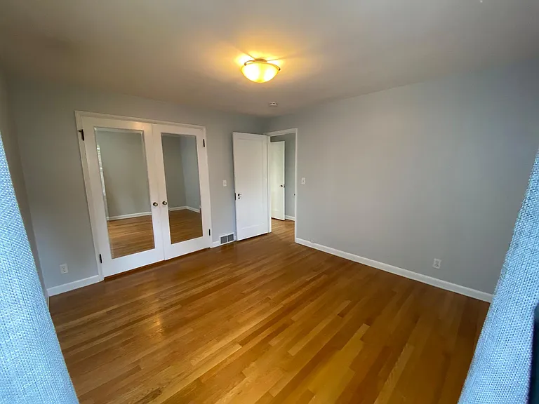 Bedroom #1