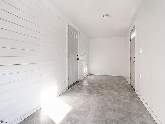 5th image of 3992 E 26th St #1