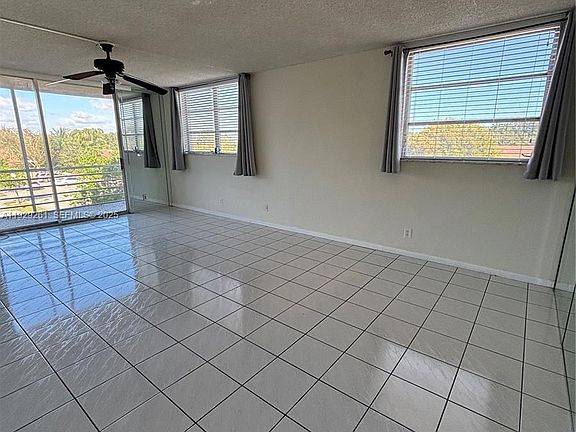 3rd image of 406 NW 68th Ave APT 317