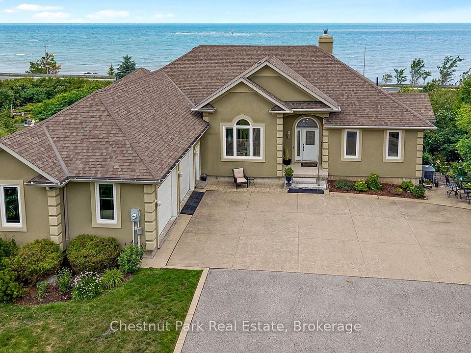 1st image of 133 Lakeshore Rd E
