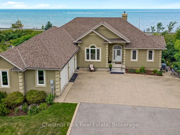 133 Lakeshore Rd E, The Blue Mountains, ON L9Y 0N1