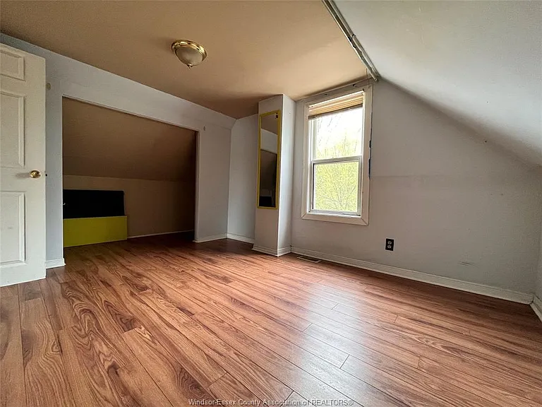 383 Bridge Ave — Photo 9