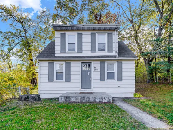 3737 Englehart St, Lake Station, IN 46405