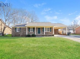 1209 Hampshire Dr, Kannapolis, NC 28081