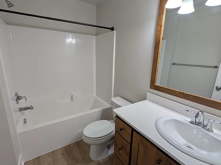 113 Hillcrest Ave — Photo 12