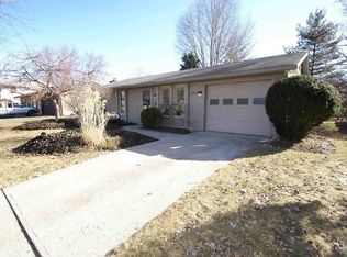 2514 Repton Dr, Fort Wayne, IN 46815