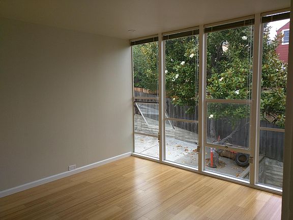 5th image of 324 Pennsylvania Ave APT 23