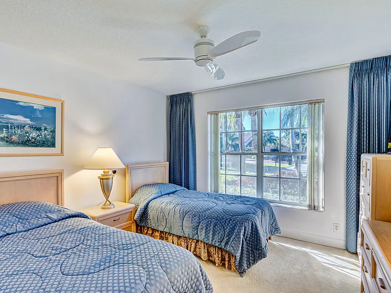 919 Augusta Pointe Dr — Photo 34