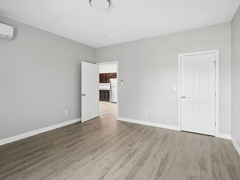 Lofts at 335 — Photo 10