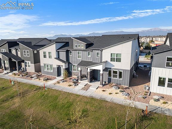 3rd image of 3749 Levy Park Dr