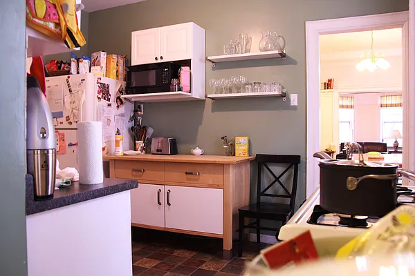 Rented by Corcoran | media 25