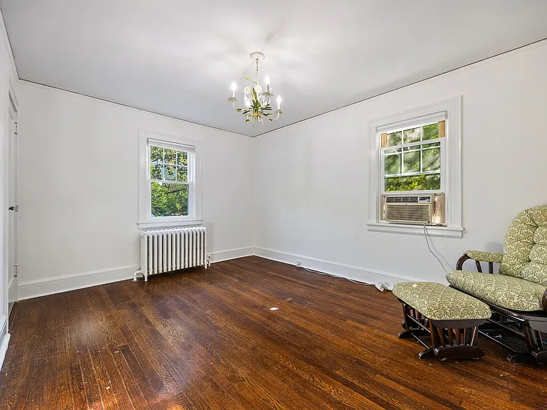 84 Harvard Dr — Photo 11