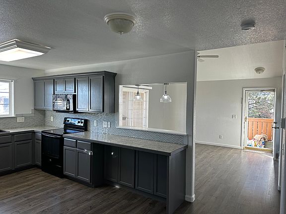 3rd image of 104 Beacon Way Unit 6H