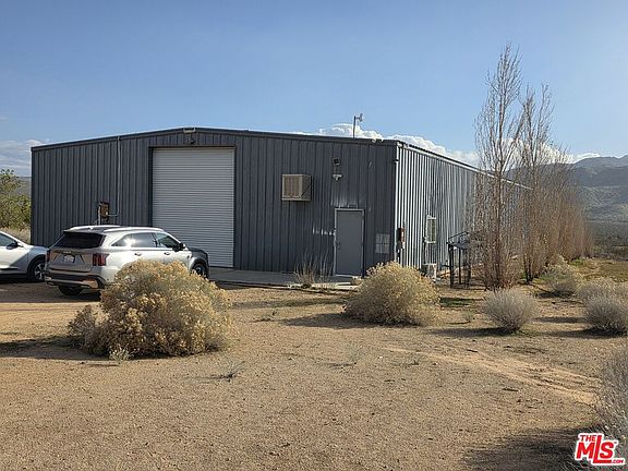 2nd image of 27003 Waalew Rd