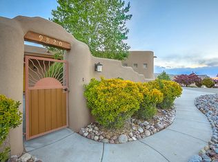 9820 Oakland Ave NE, Albuquerque, NM 87122