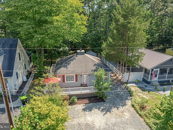 3rd image of 22861 Holly Way E
