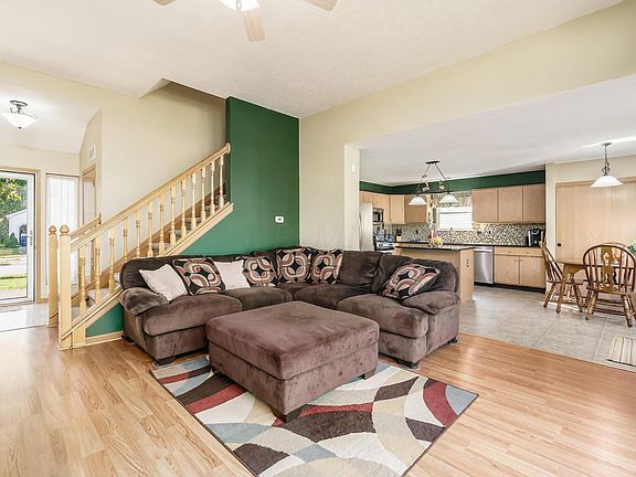 5th image of 8390 Old Ivory Way