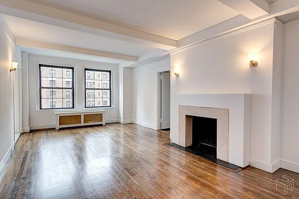 Rented by Halstead Real Estate | media 23