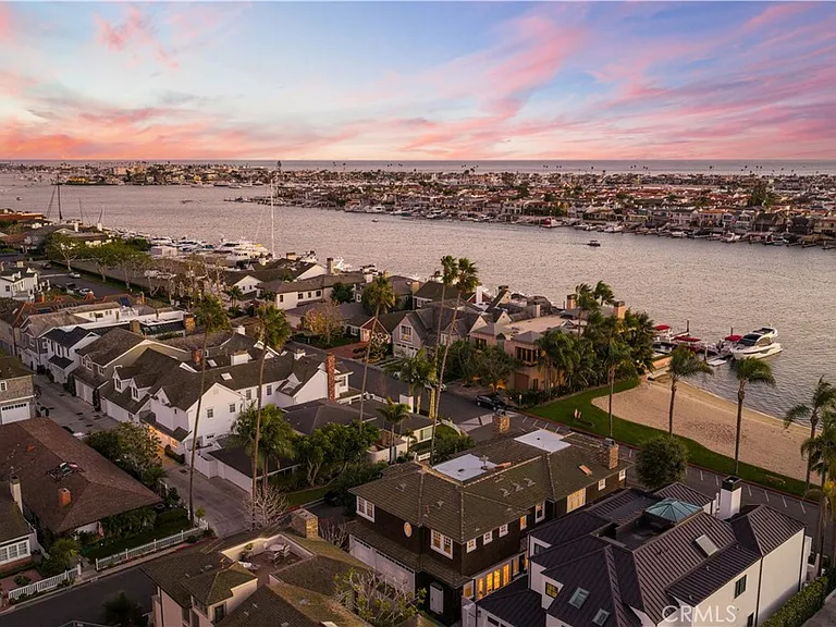 2411 Bayshore Dr — Photo 17