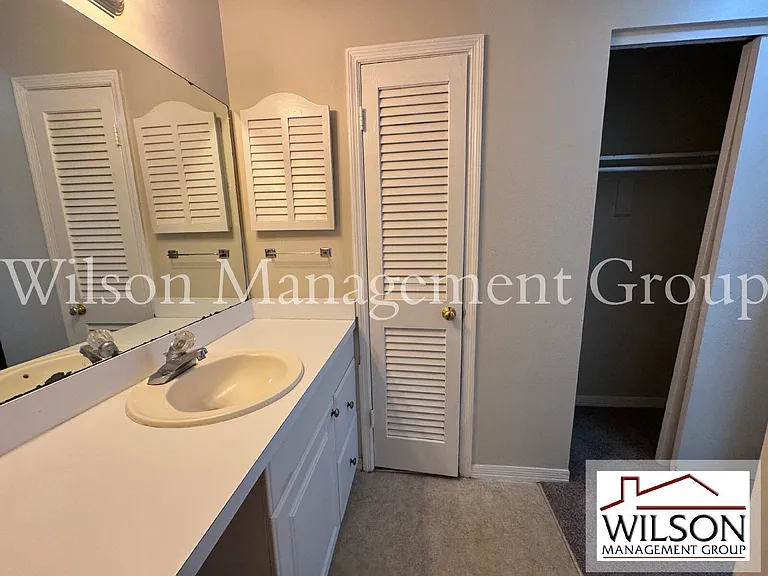 525 Georgetown Dr — Photo 14