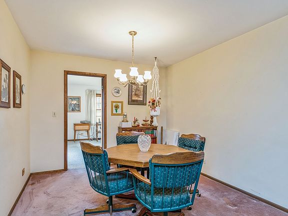 4th image of 1521 Colwyn Dr
