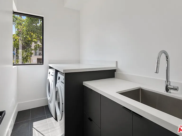 1236 N Spaulding Ave #1 — Photo 53