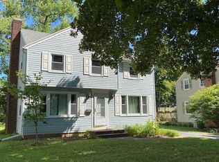 110 Meadow Dr, Rochester, NY 14618