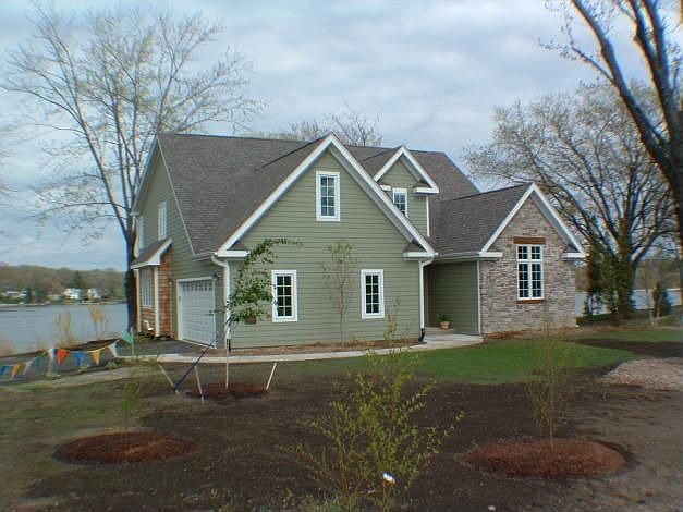 2nd image of 12303 Rock Lake Rd