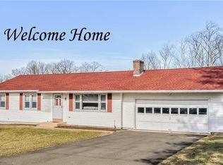 23 Belair Dr, Danbury, CT 06811