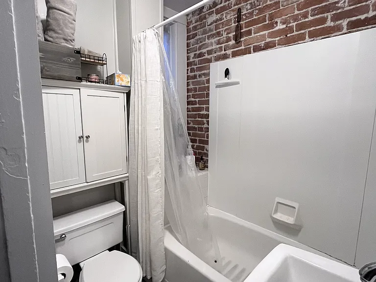 19 Marshall St #1 — Photo 17