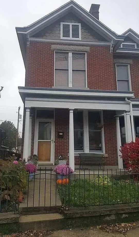 3 bed, 2.5 bath, 1730 sqft, $2,900 — Photo 1