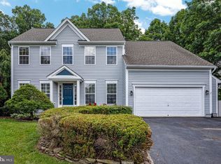 8295 Robin Marie Pl, Gainesville, VA 20155