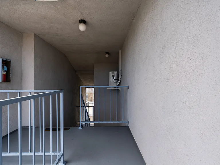 519 E Walnut Ave #4 — Photo 31