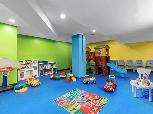 340 East 64th Street image 20 of 23