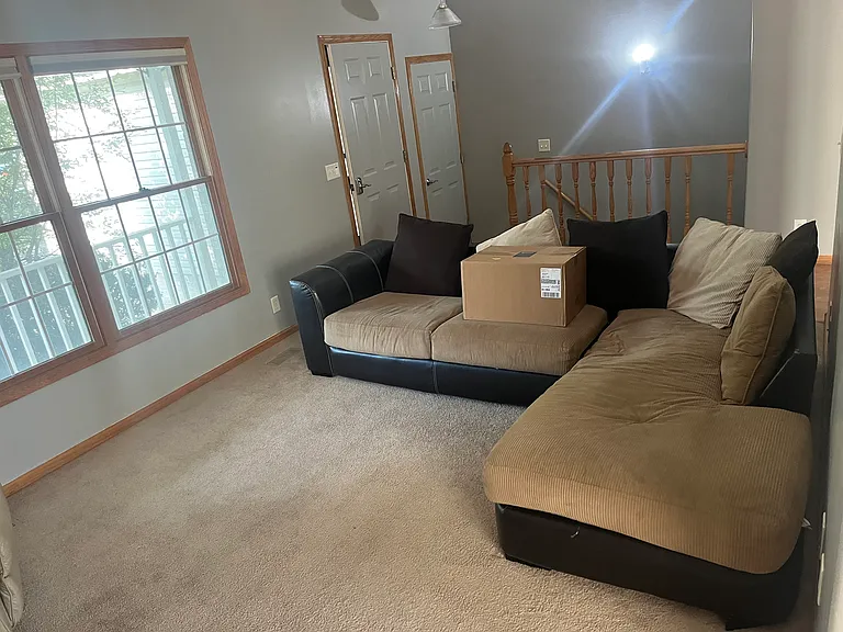 816 Mary Ct — Photo 9