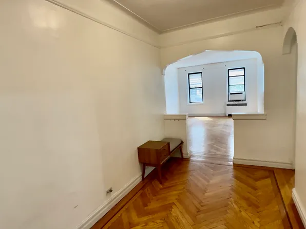 687 West 204th Street image 1 of 12