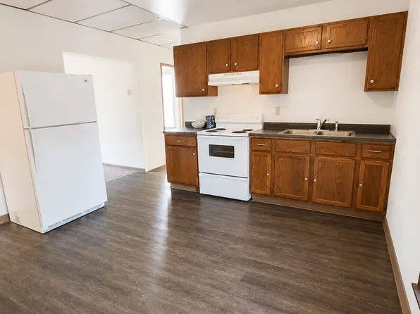 115 W Pearl St, New Lisbon, WI