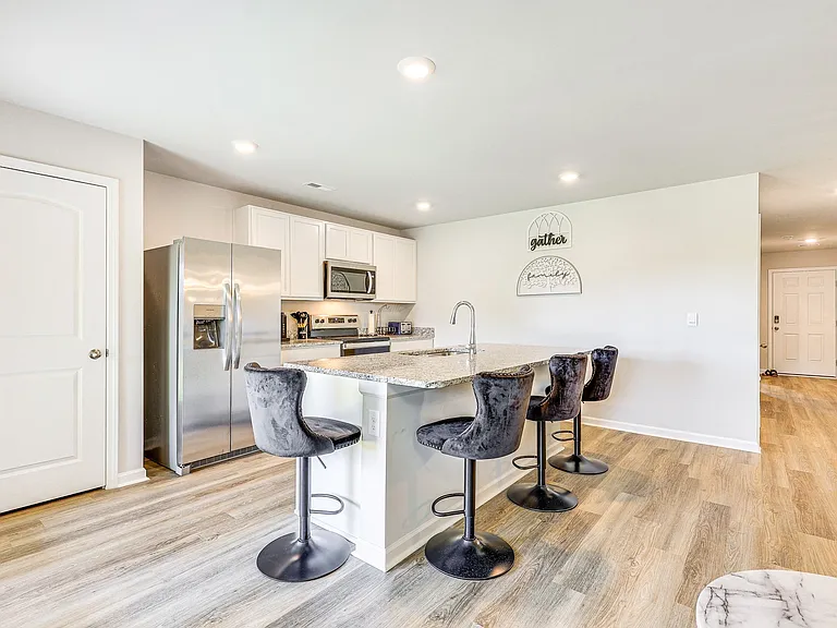 216 Murphy Ln — Photo 6