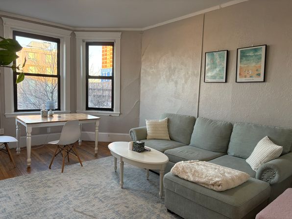 1066 Commonwealth Ave APT 52