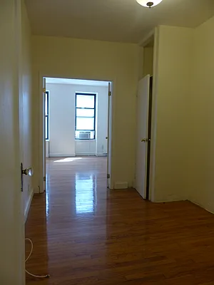 Rented by Immac Realty | media 4
