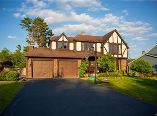21 Tanglewood Dr, Lancaster, NY